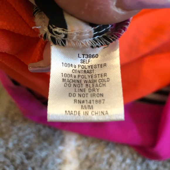 Sleeveless top - Picture 3 of 4